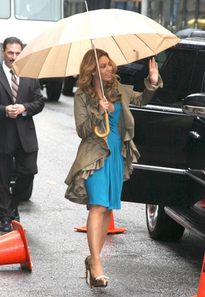 Мода в непогоду – выбираем зонт 2